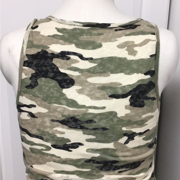 La Mamba Juniors Camo Cross and Crowns with Glitter Graphic Tank - Picture 15 of 15